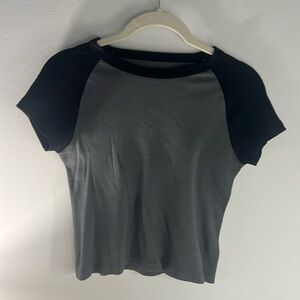 Brandy Melville tee shirt